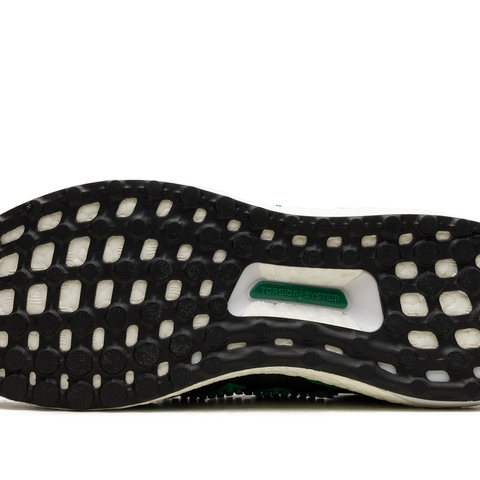 ADIDAS Ultraboost DNA 