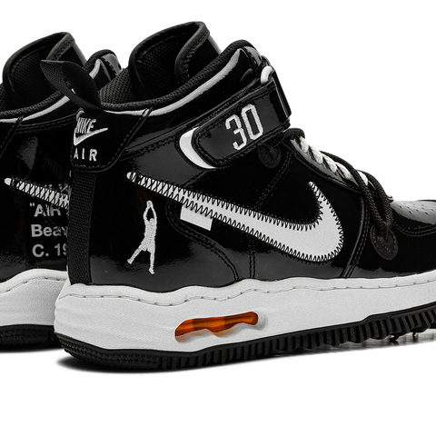 NIKE Air Force 1 Mid 