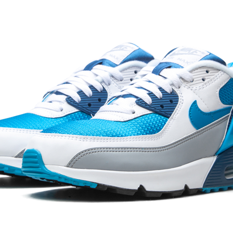 NIKE Air Max 90 FlyEase GS – Stadium Goods