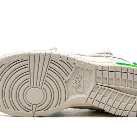 NIKE Dunk Low NIKE Dunk Low