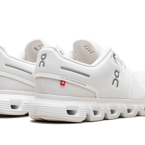 ON RUNNING Cloud 6 