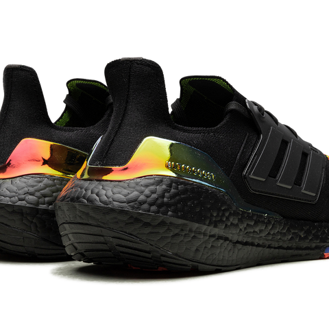 adidas Men's Ultraboost 22 Running Shoes, Size 11.5, Black/Blue