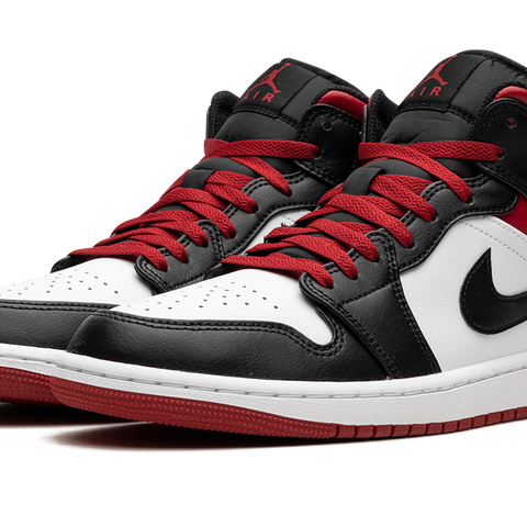 Nike air jordan 1 mid gym red black hotsell