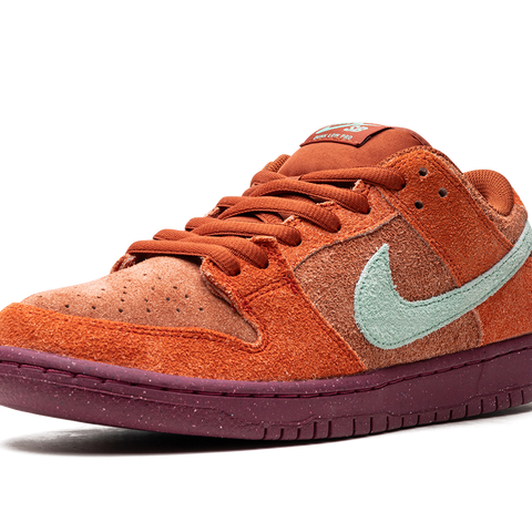 Nike sb red suede clearance