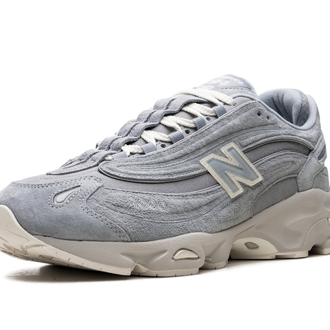 NEW BALANCE Kith x New Balance 1000 
