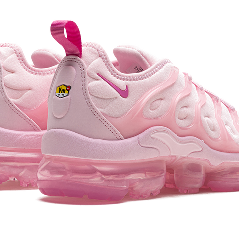 NIKE Air Vapormax Plus WMNS