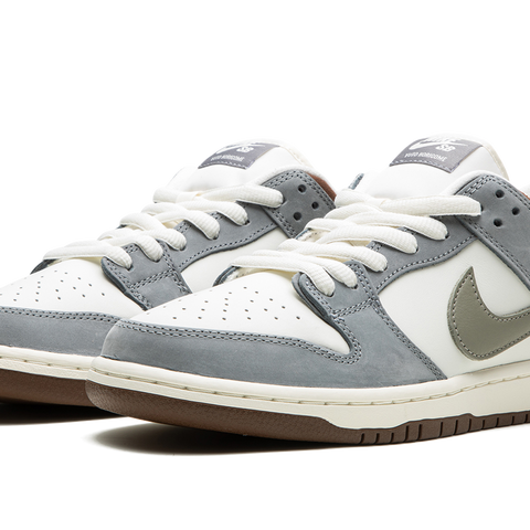 NIKE SB Dunk Low NIKE SB Dunk Low