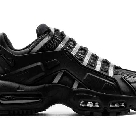 NIKE Air Max 95 NDSTRKT 