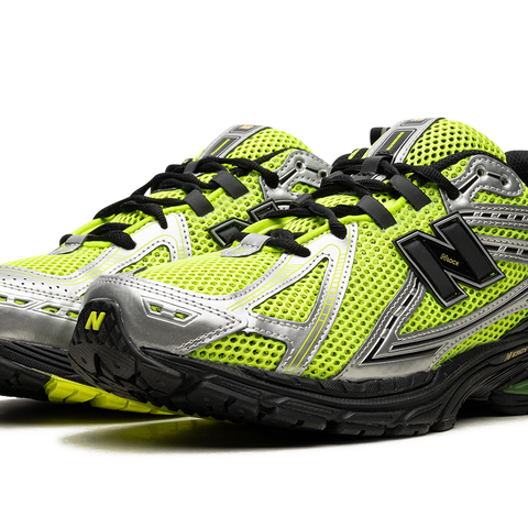 New Balance 1906R Volt Black スニーカー New Balance 1906R 