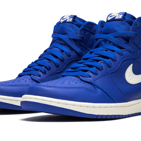 Air Jordan 1 Retro High Og Hyper Royal 555088 401 Stadium Goods