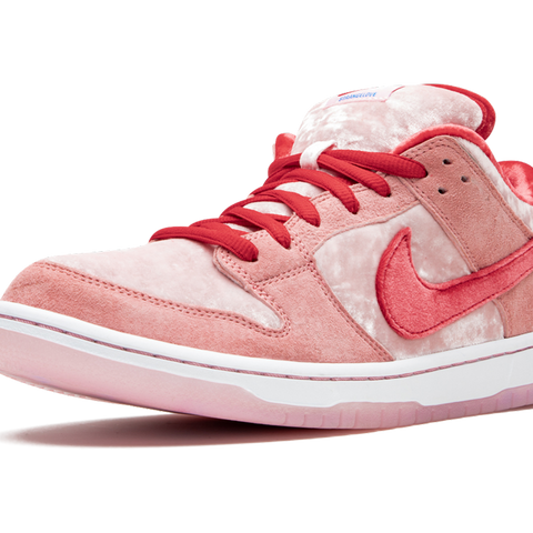 NIKE SB Dunk Low Pro NIKE SB Dunk Low Pro