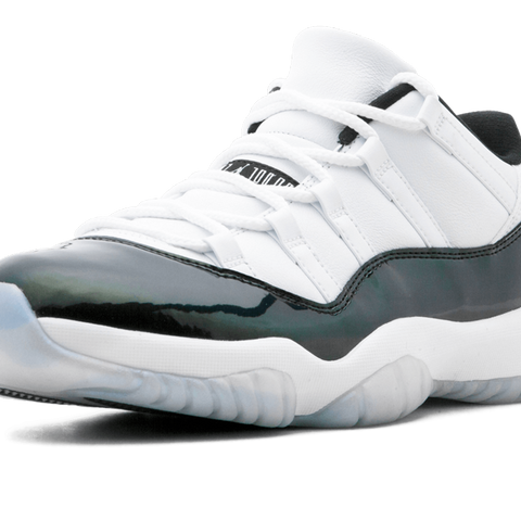 Jordan 11 emerald green online