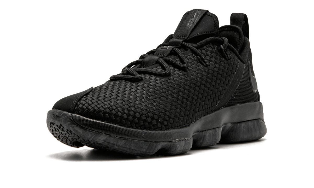 kicks on fire lebron