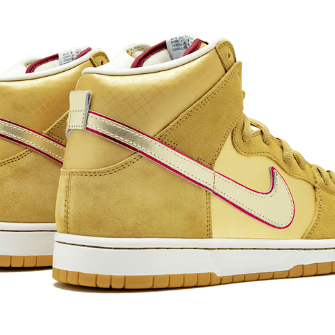 NIKE SB Dunk High Premium 