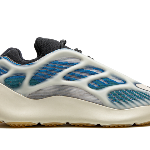 Adidas yeezy 700 pitonate shop