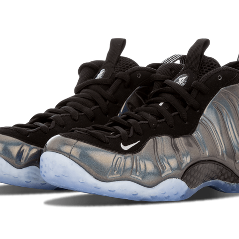 NIKE Air Foamposite One  display picture 3