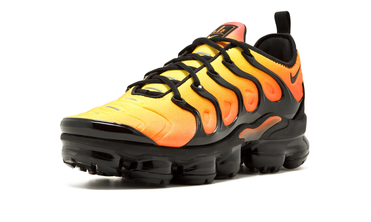 black and orange vapormax plus