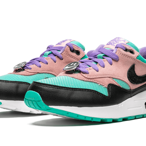 Have nike day air max 1 shop