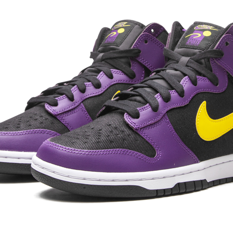 NIKE Dunk High 