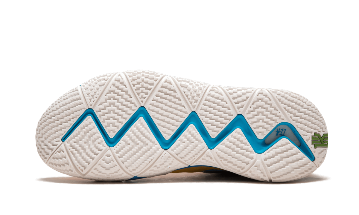 kyrie 4 bottom