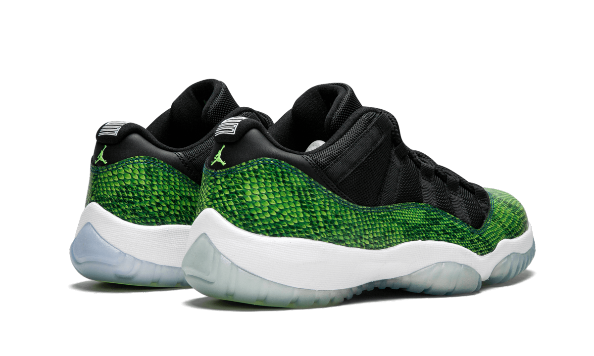 jordan 11 low nightshade