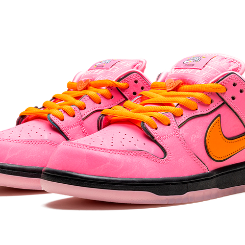 NIKE SB Dunk Low NIKE SB Dunk Low