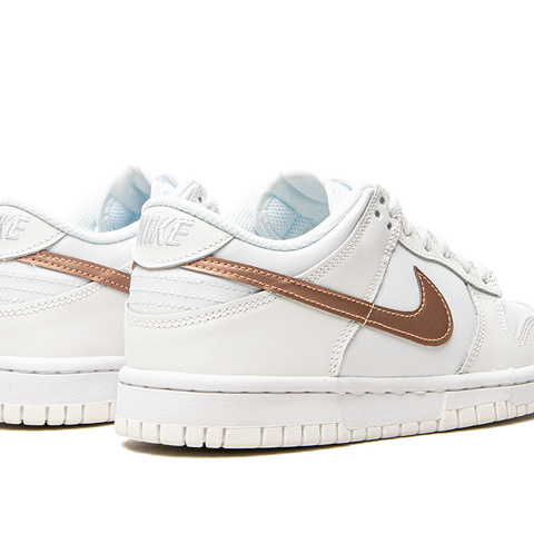 送料込み 追跡あり Nike Dunk Low \