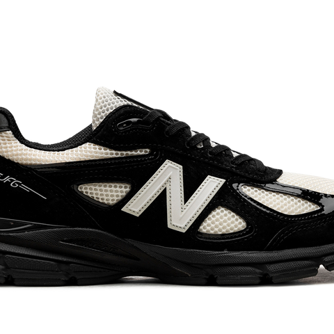 NEW BALANCE 990v4 