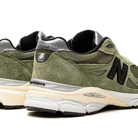 NEW BALANCE 990v3 