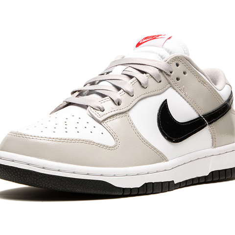 ★大人気★NIKE WMNS DUNK LOW ESS Light Iron Ore 19859163_44486109_600.jpg