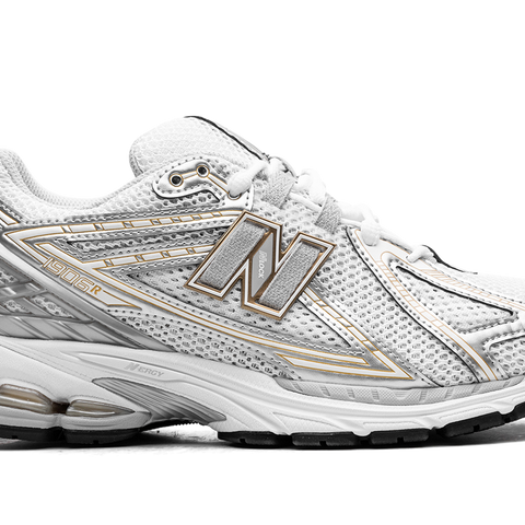 NEW BALANCE 1906R 
