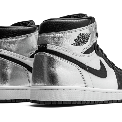 送料関税込 Jordan 1 Retro High Silver Toe (W) スニーカー JORDAN AIR JORDAN 1 RETRO HIGH OG WMNS