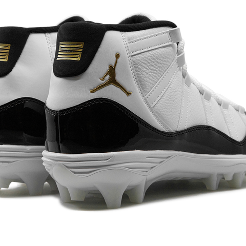 JORDAN Air Jordan 11 Cleats 