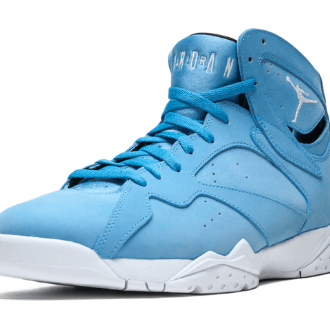 Nike air jordan 7 retro pantone hot sale