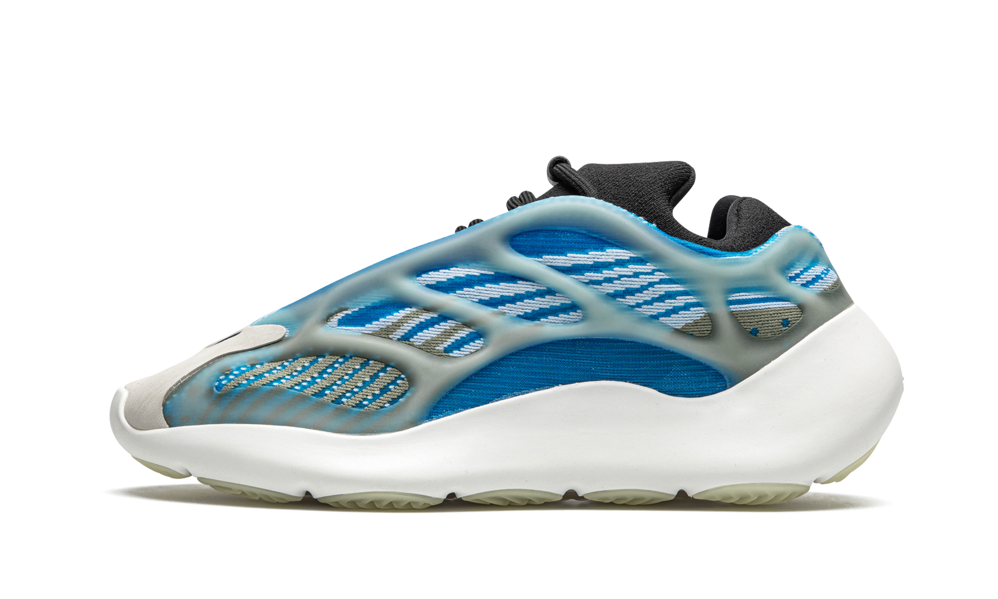 yeezy 700 blue v3
