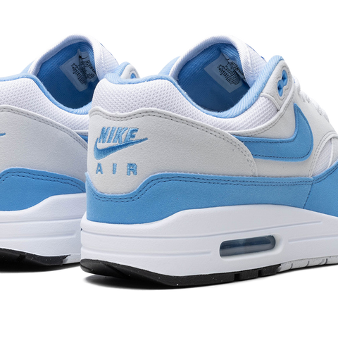 NIKE Air Max 1 