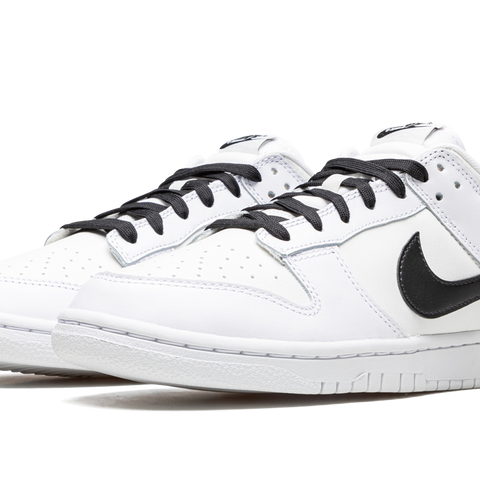 NIKE Dunk Low Retro 