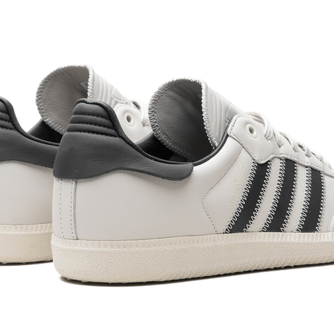 adidas gazelle silver green womens Humanrace Samba - Black/Aluminum