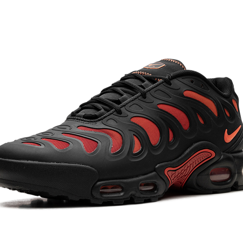 doragon23　ブラックレッド NIKE Air Max Plus Drift 