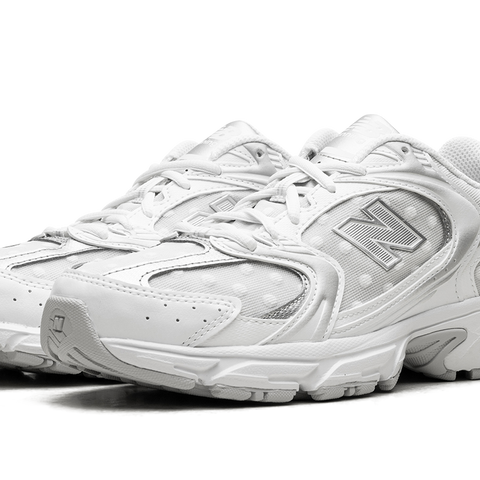 NEW BALANCE 530 NEW BALANCE 530