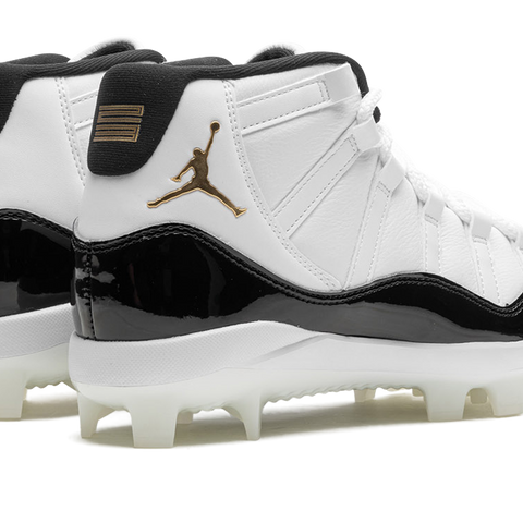 Concord 11 stadium goods on sale