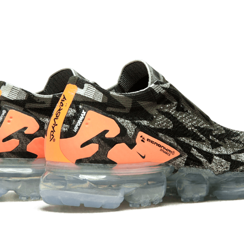 NIKE AIR VAPORMAX FK MOC 2 ACRONYM (Supremeステッカー付き) Nike Air Vapormax Moc 2 Acronym 'Light Bone & Black & Volt