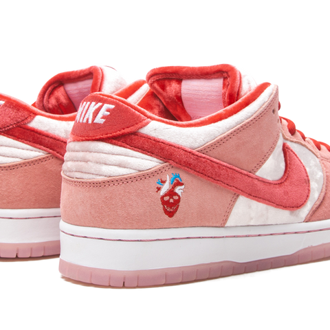 SB Dunk Low Stadium Goods