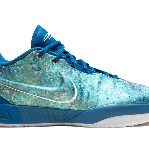 NIKE LeBron 21  display picture 2