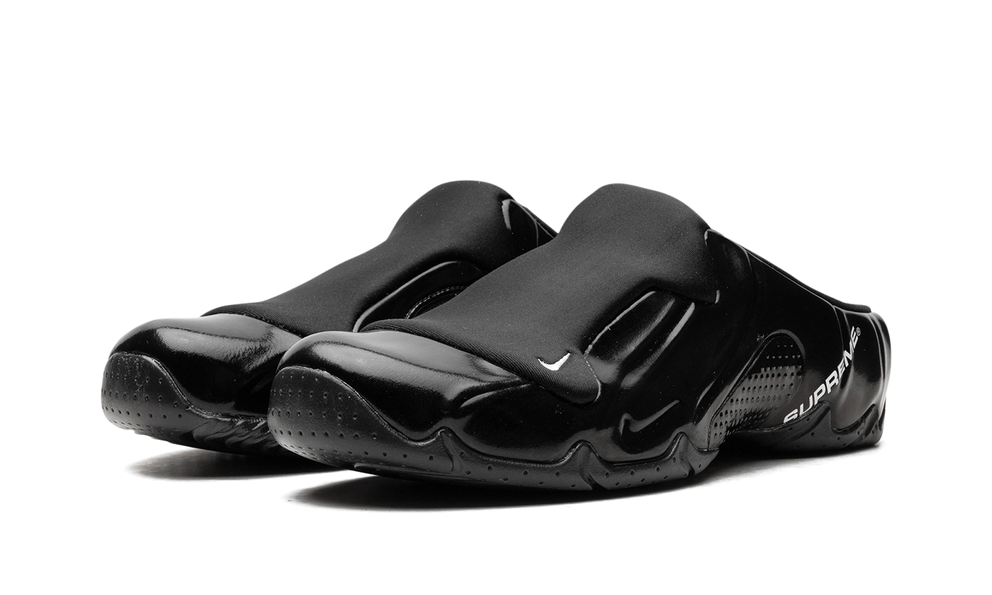Supreme × Nike Clogposite SP 