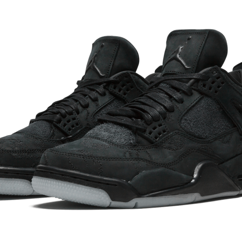 Air jordan 4 retro kaws price on sale
