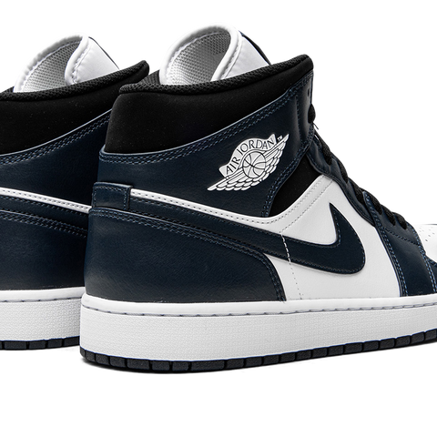 Air jordan 1 mid dark blue sales