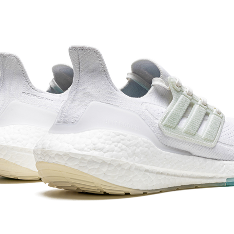ADIDAS Ultra Boost 21 
