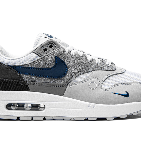 NIKE Air Max 1 