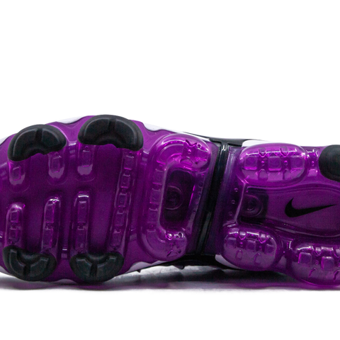 NIKE AIR VAPORMAX PLUS WMNS â Stadium Goods
